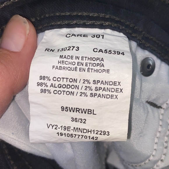 Men’s Wrangler Straight Fit Black Stretch Pants - Picture 8 of 8